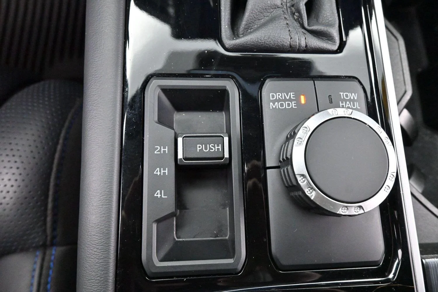 Used 2023 Magnetic Gray Metallic Toyota Platinum image 32