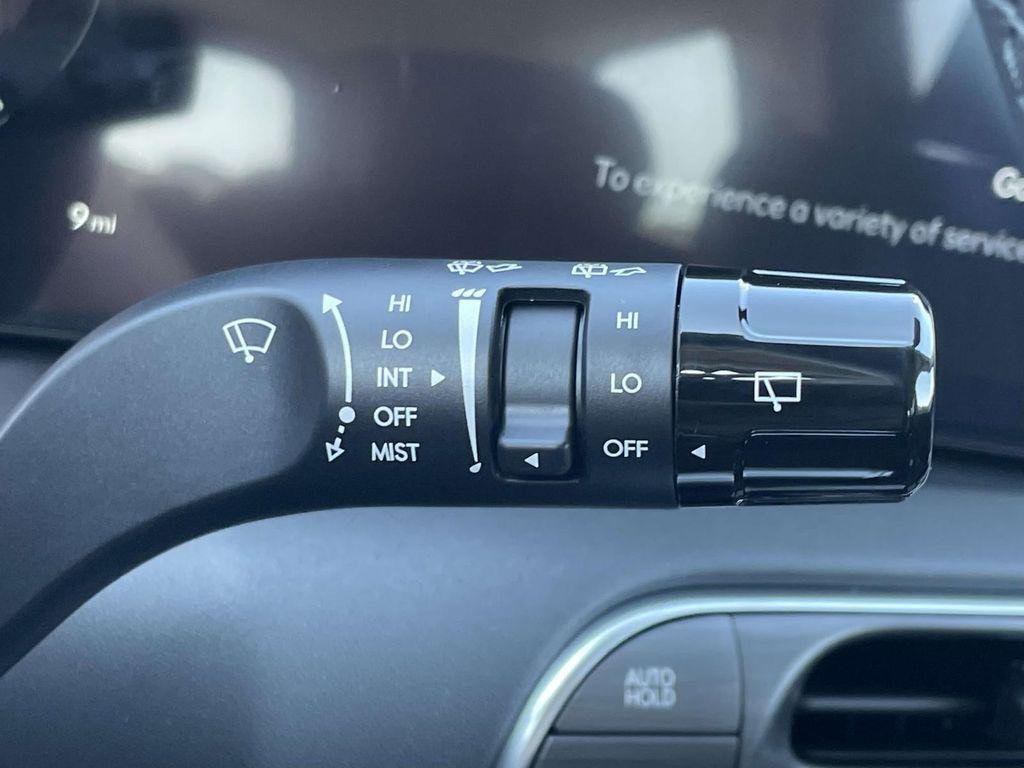New 2026  Hyundai SEL FWD image 23