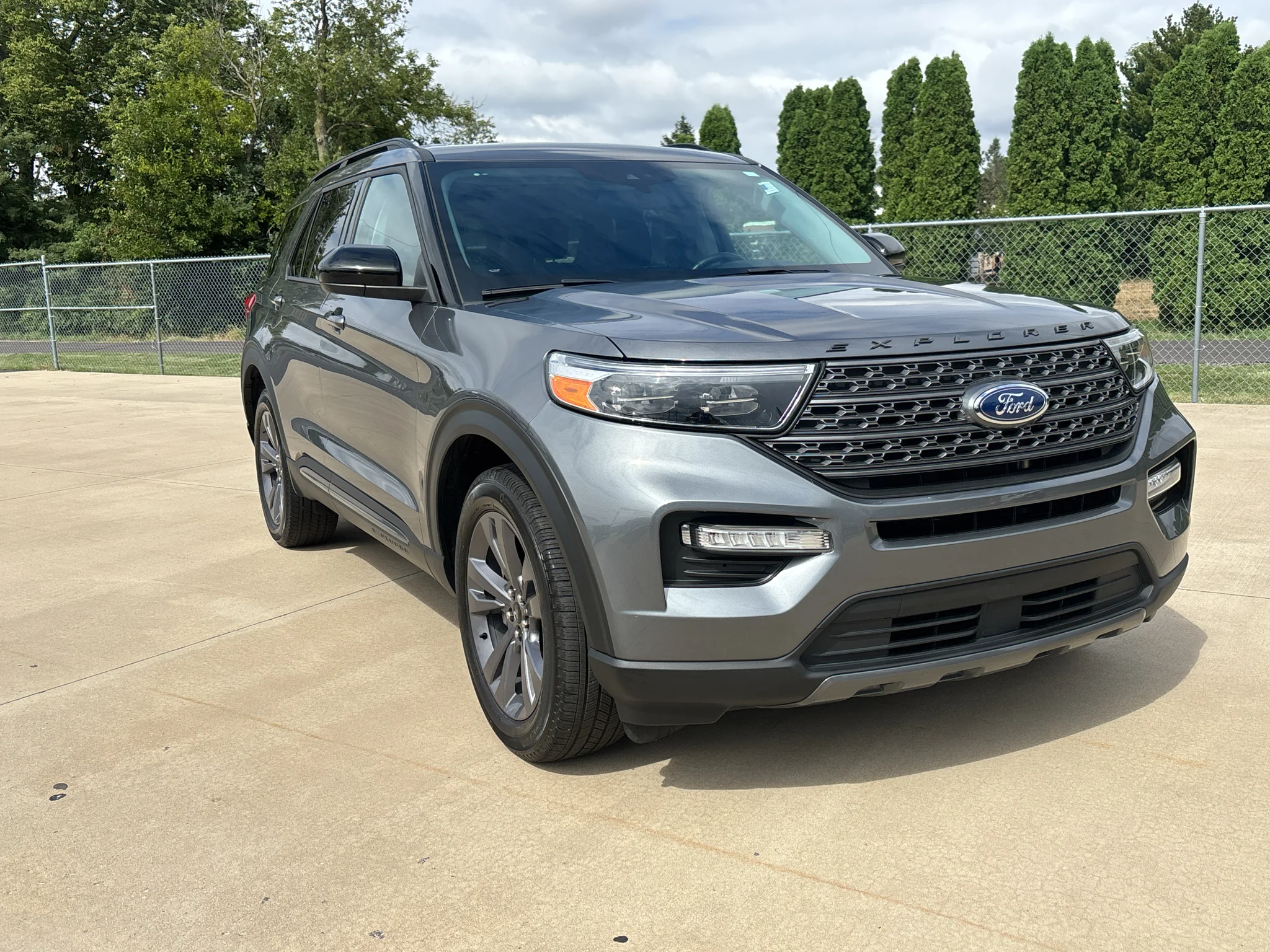 Used 2024 Carbonized Gray Metallic Ford XLT image 6