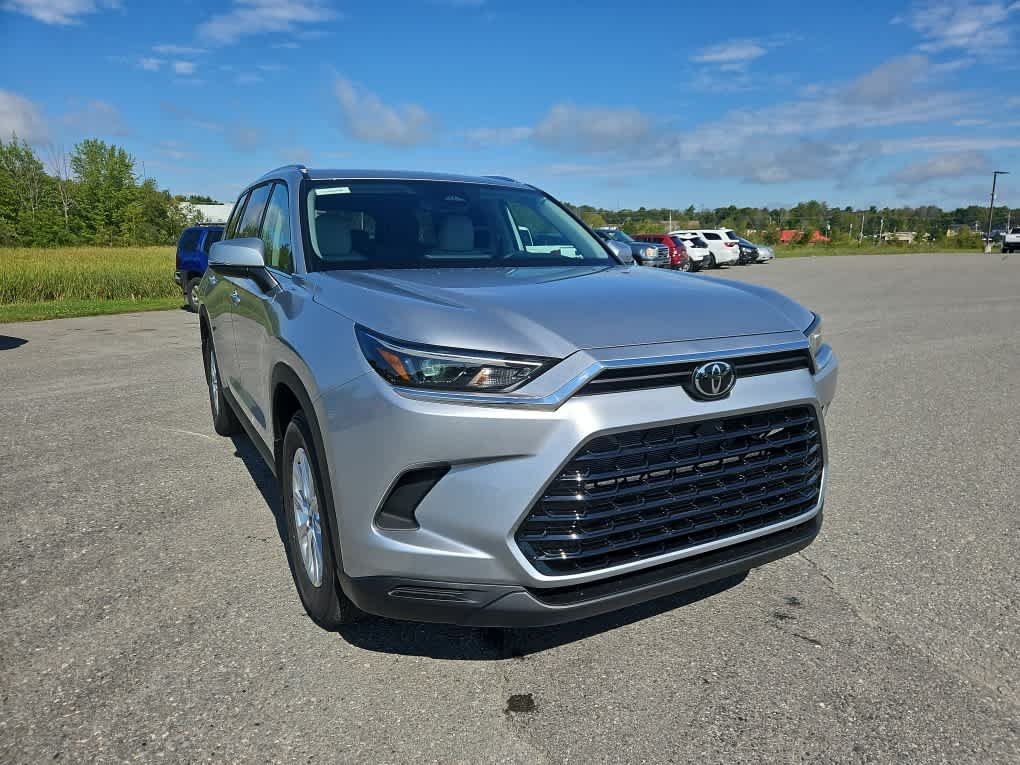 New 2026 Celestial Silver Metallic Toyota Hybrid XLE image 6