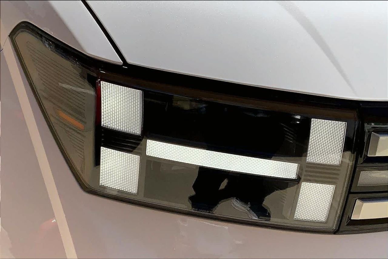 New 2026 Serenity White Hyundai SEL AWD image 13
