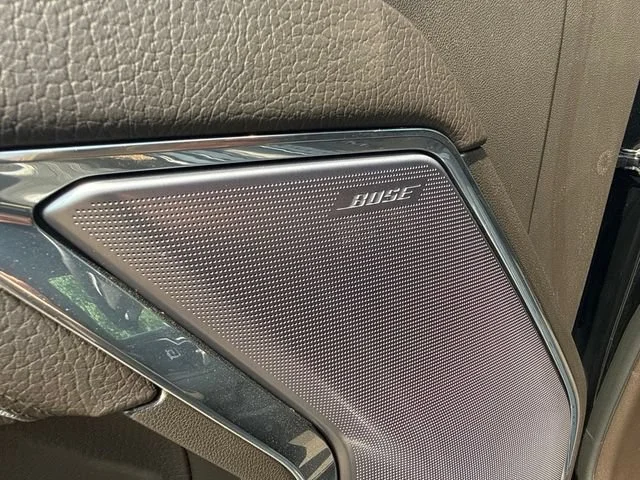 Used 2023 Onyx Black GMC Denali image 20