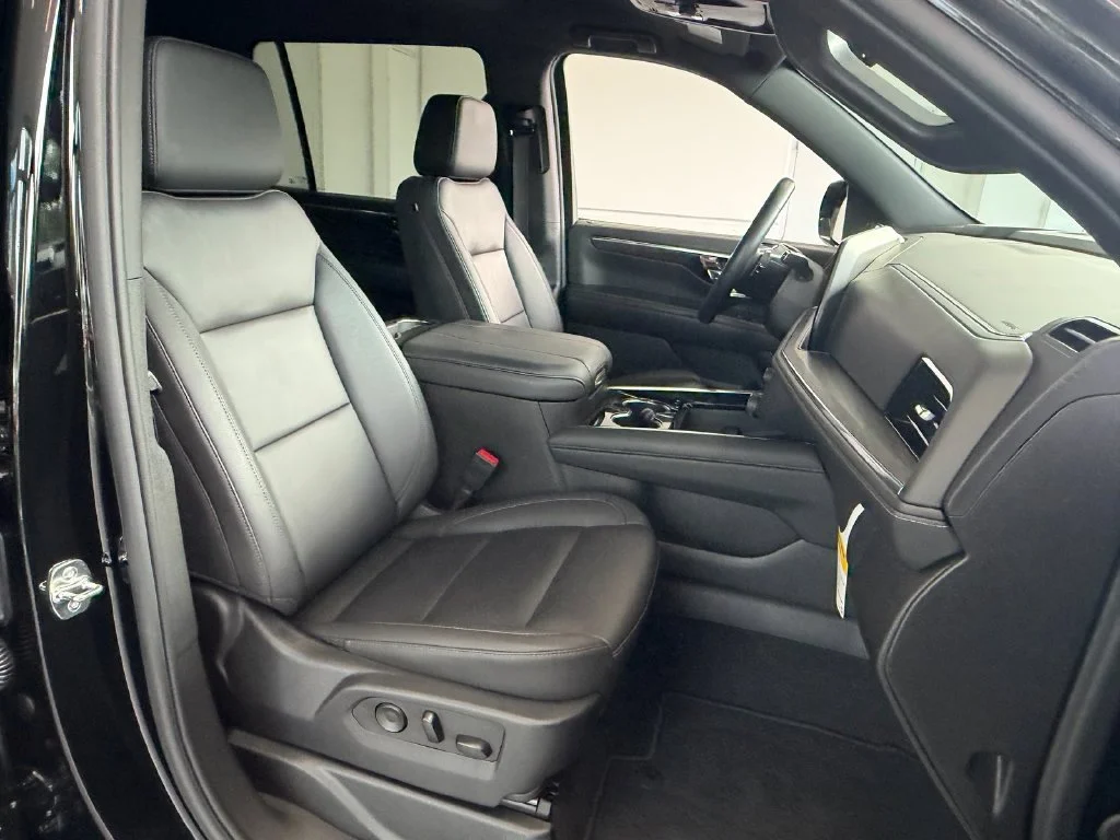 Used 2025 Black Chevrolet LT image 14