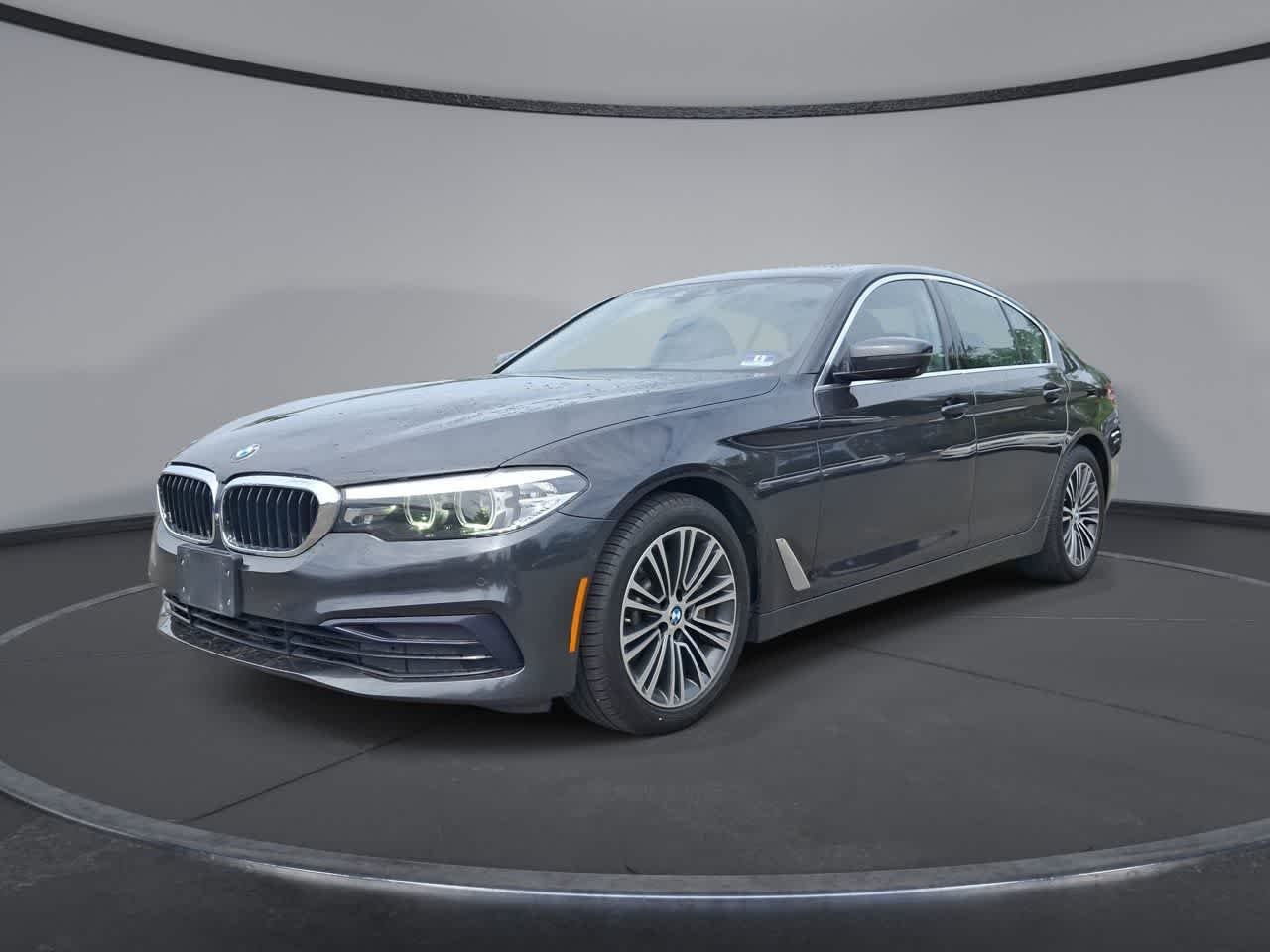 2019 BMW 5 Series 530i xDrive Sedan's photo
