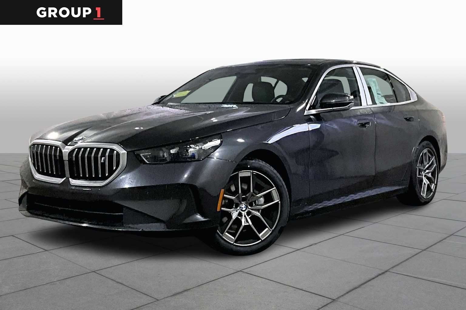 Gray (Dark Graphite Metallic) 2026 BMW i5 xDrive40 Sedan All-Wheel Drive