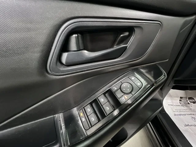 2024 Nissan Rogue S - Photo 23