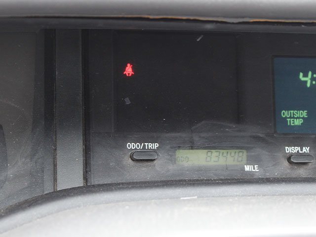 Used 2003 Lunar Mist Metallic Toyota XLS image 10