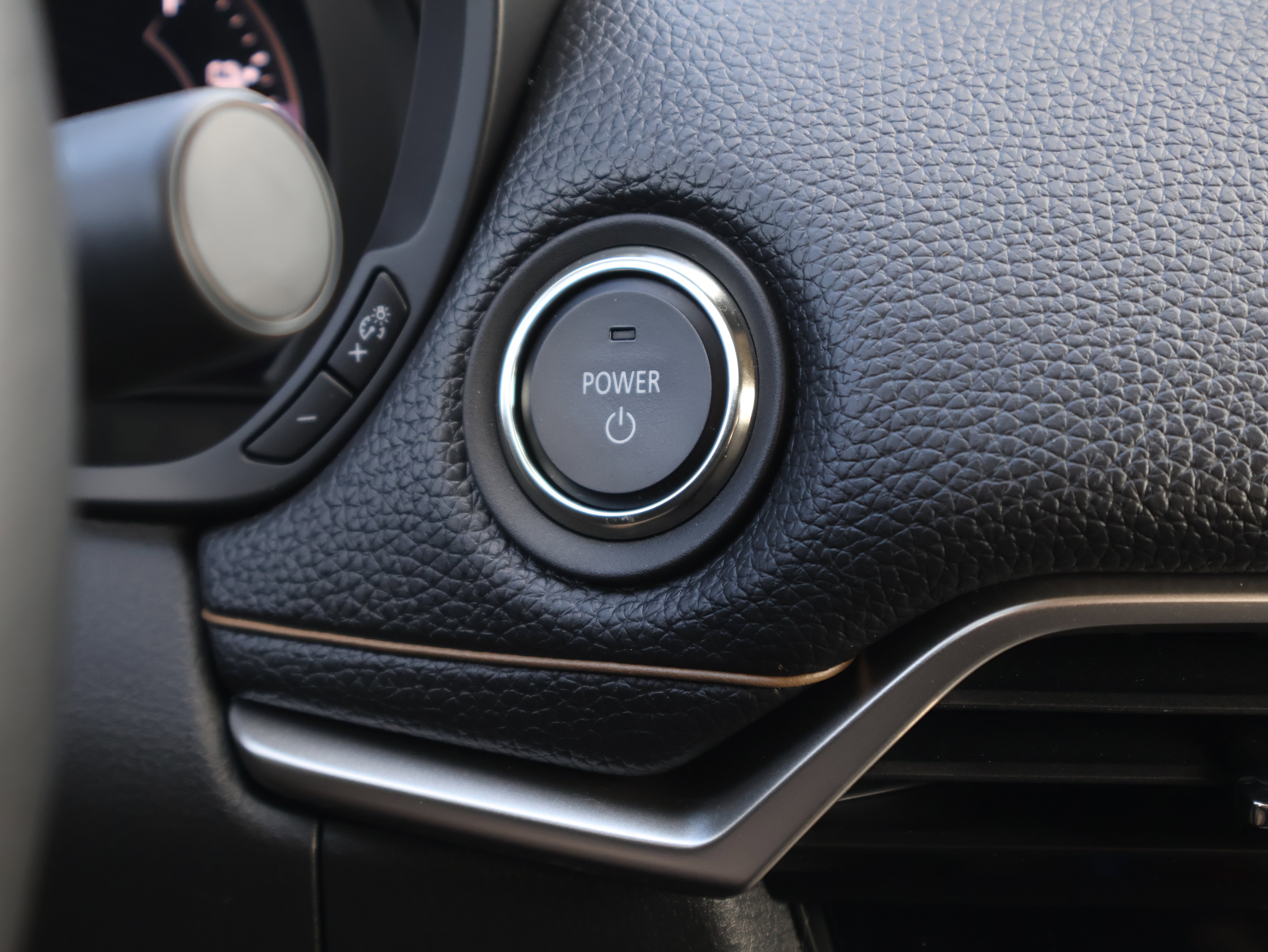 2025 Mazda CX-70 Premium Package - Photo 31