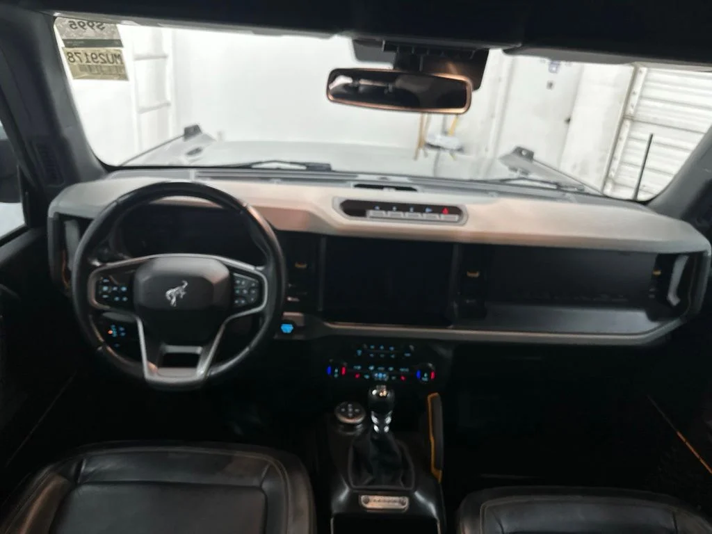 Used 2022 Gray Ford Badlands image 29