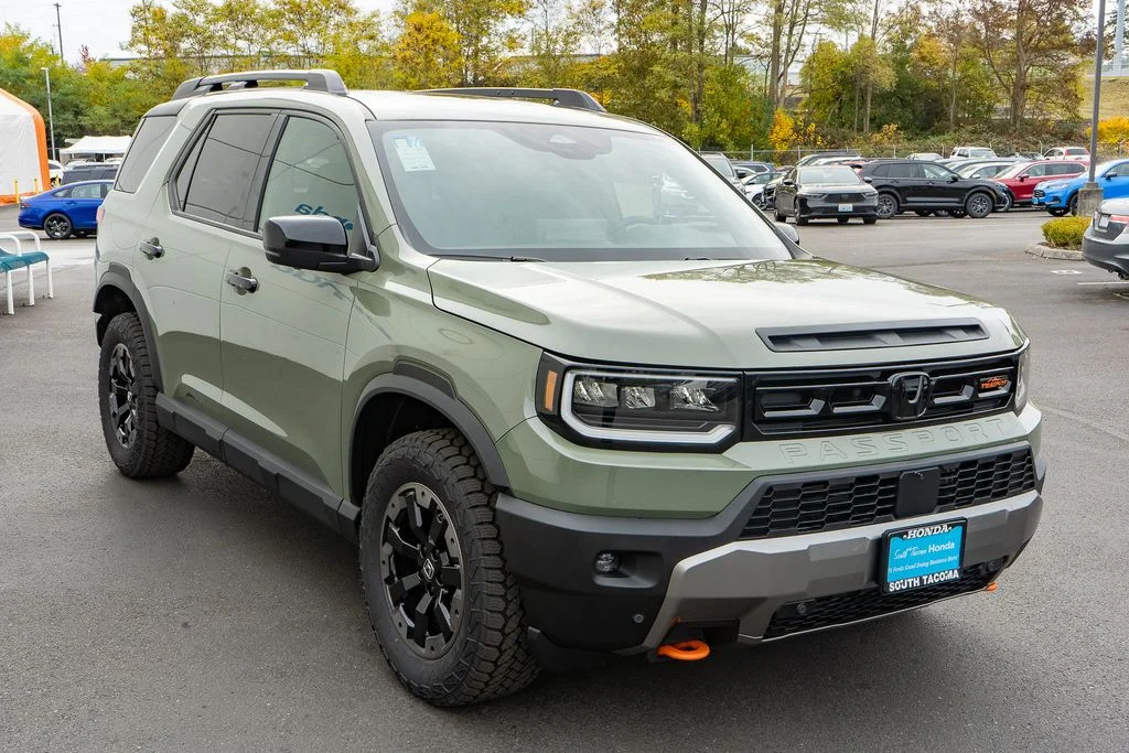 New 2026 Ash Green Metallic Honda TrailSport Elite Blackout image 4