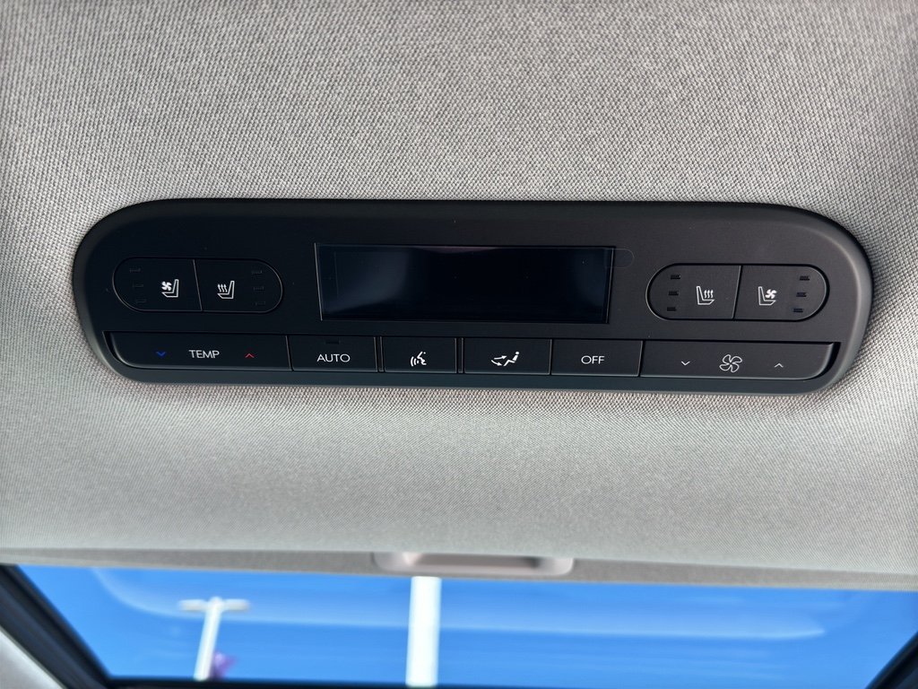 New 2026 Pacific Sapphire Hyundai Limited image 33