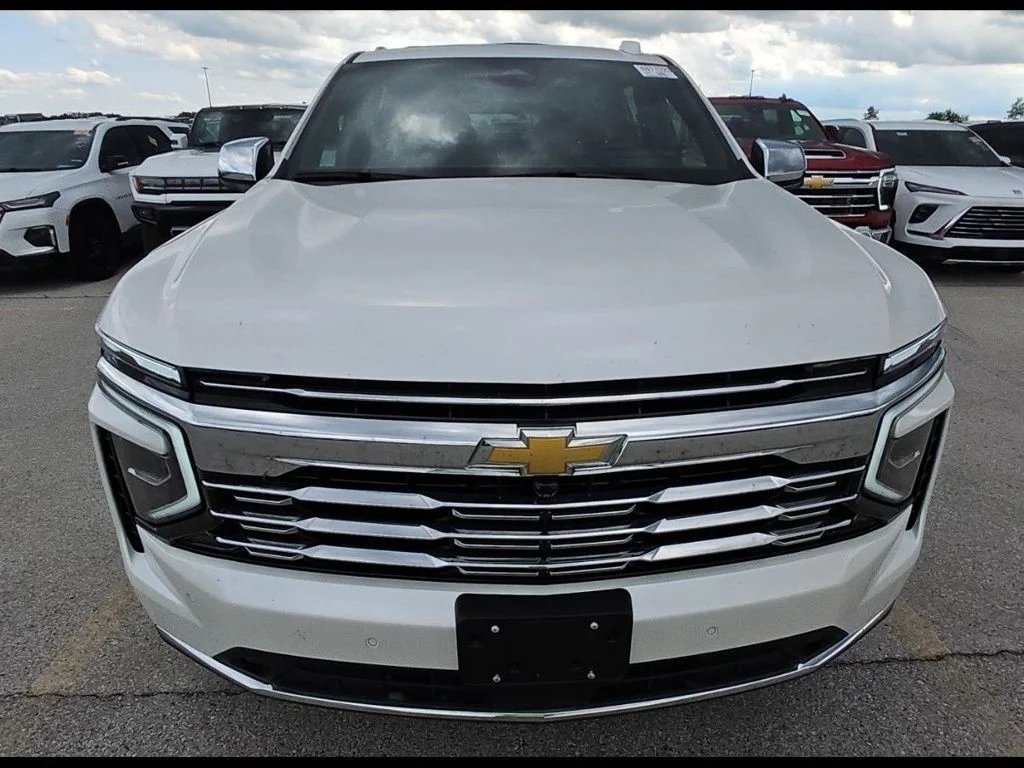 Used 2025 Beige Chevrolet Premier image 10