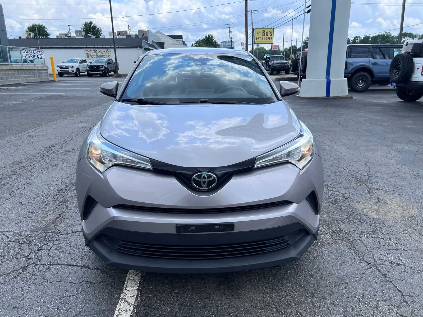 Used 2018 Toyota C-HR XLE with VIN JTNKHMBX5J1005088 for sale in Columbiana, OH