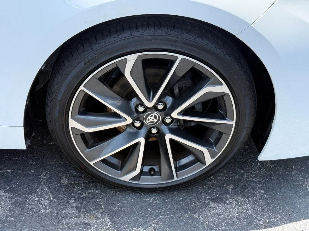 Used 2020 White Toyota SE image 8