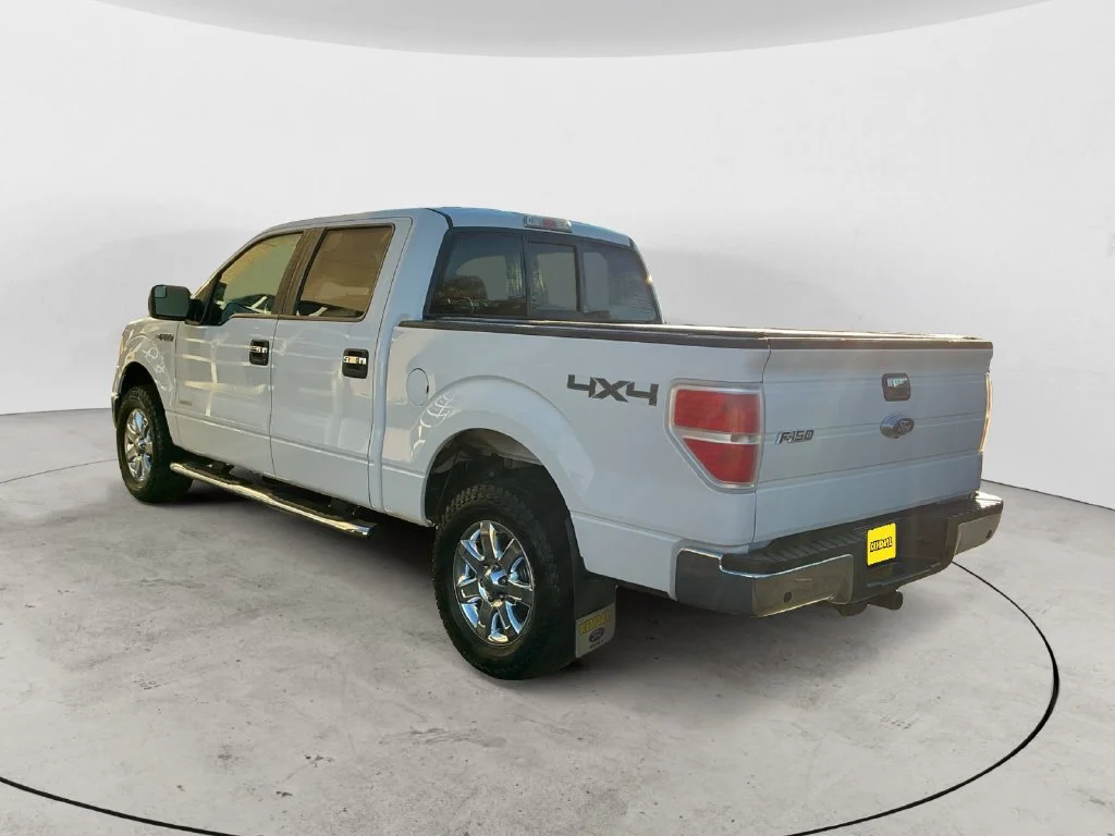 Used 2013 White Ford XLT image 11