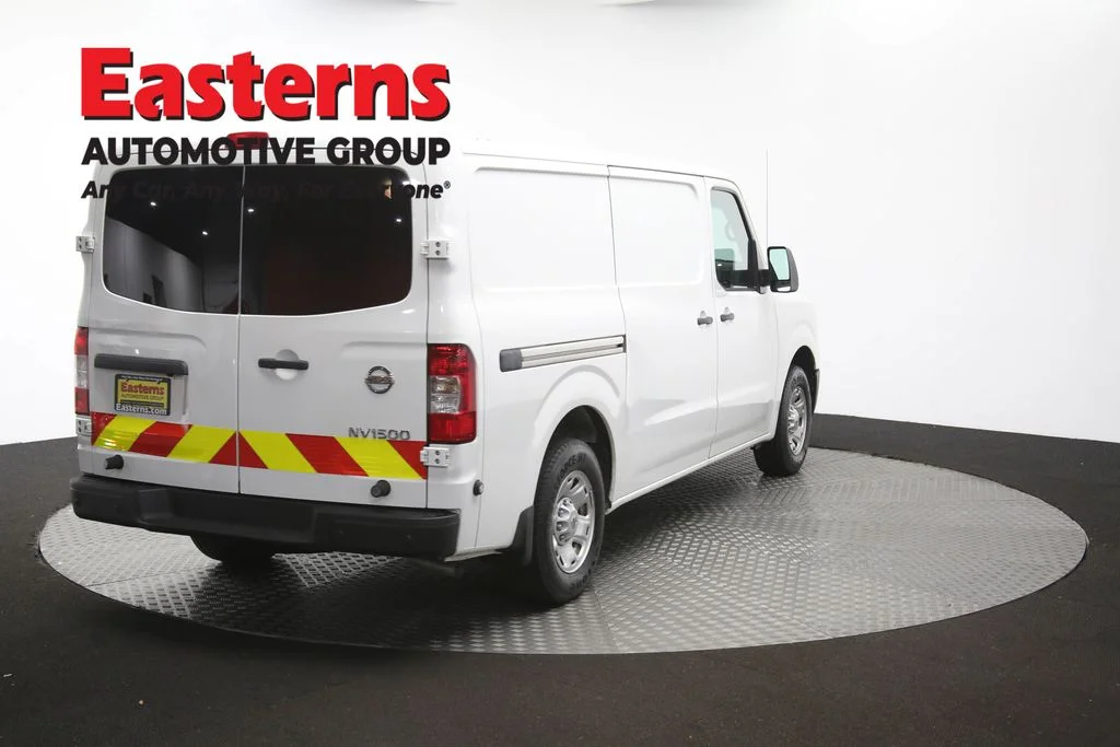 Used 2018 White Nissan SV image 40