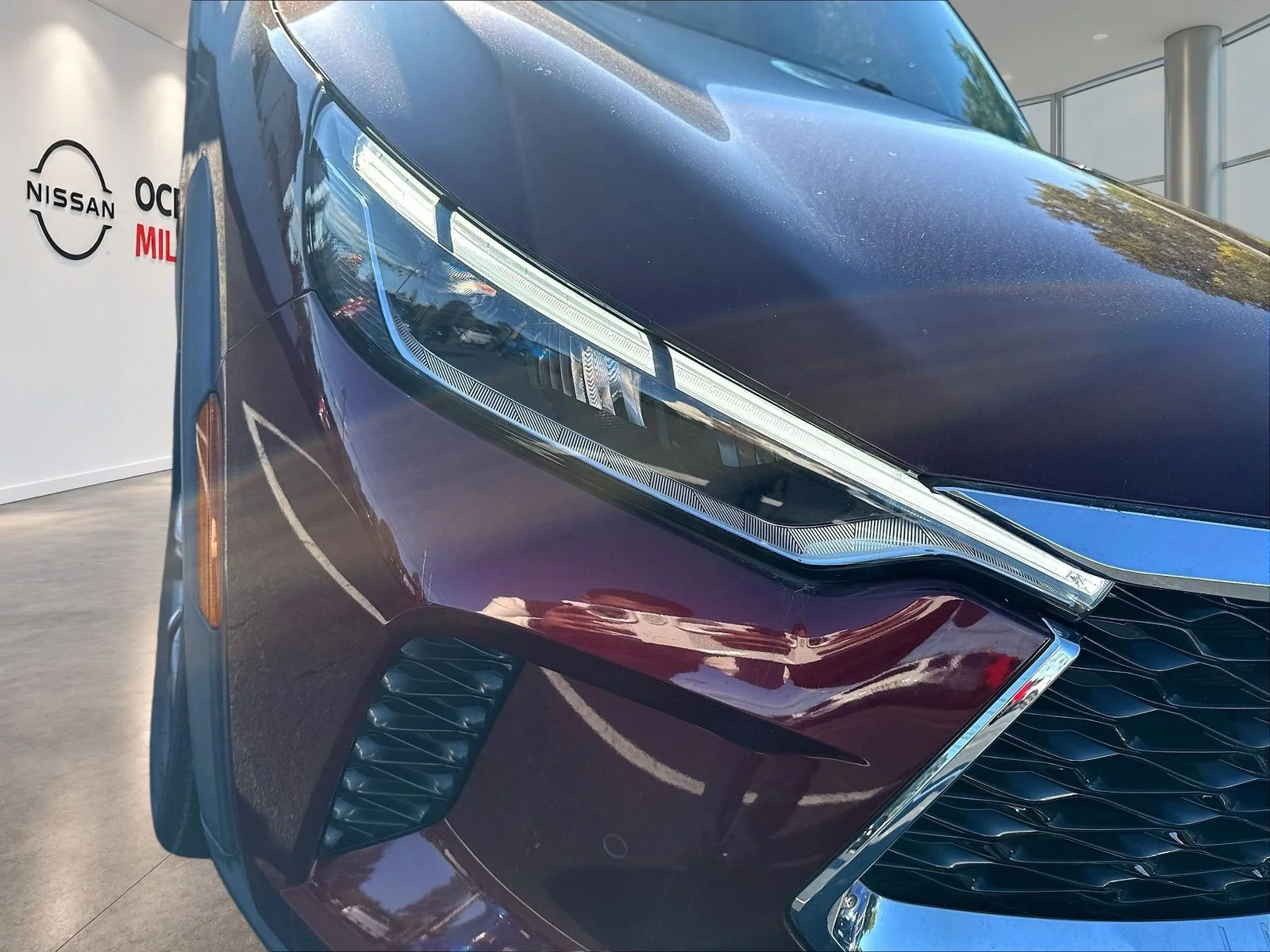 Used 2022 Bordeaux INFINITI LUXE image 34