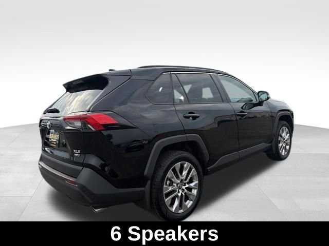 Used 2023 Black Toyota XLE Premium image 6