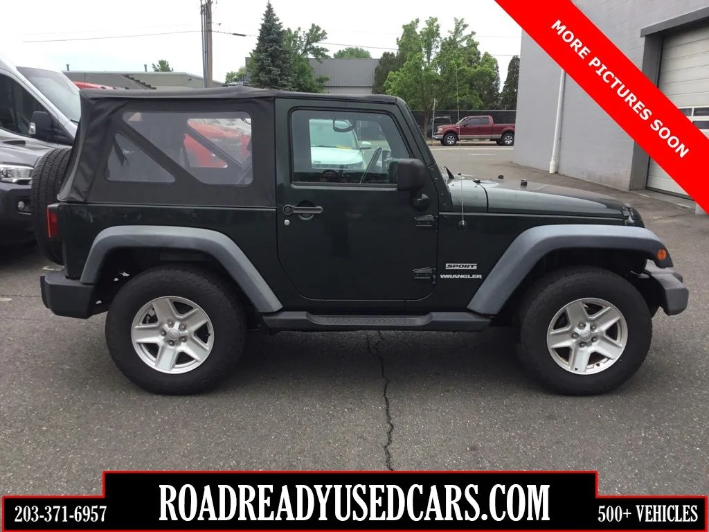 2010 Jeep Wrangler Sport's photo