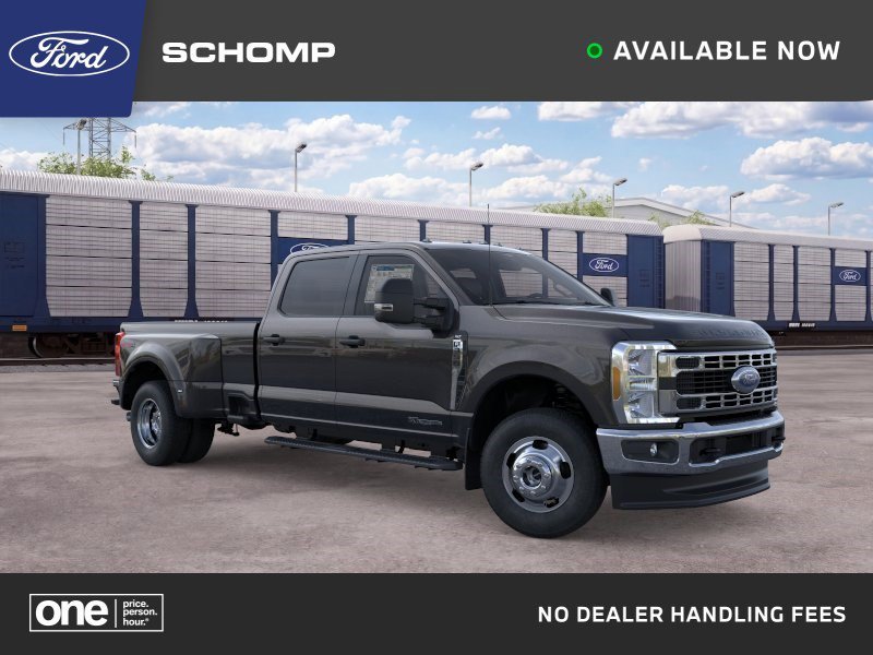New 2026 Agate Black Metallic Ford XLT image 1