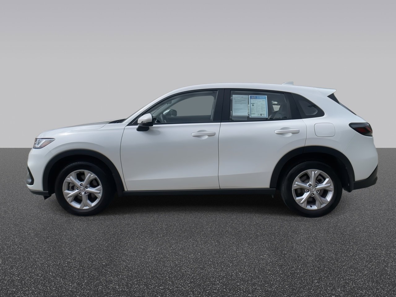 Used 2024 Platinum White Pearl Honda 5DR AWD LX image 5