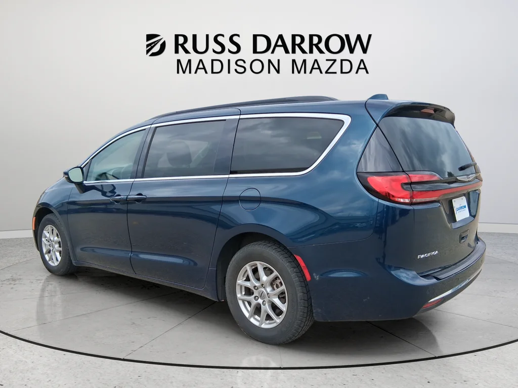 Used 2022 Blue Chrysler Touring L image 3