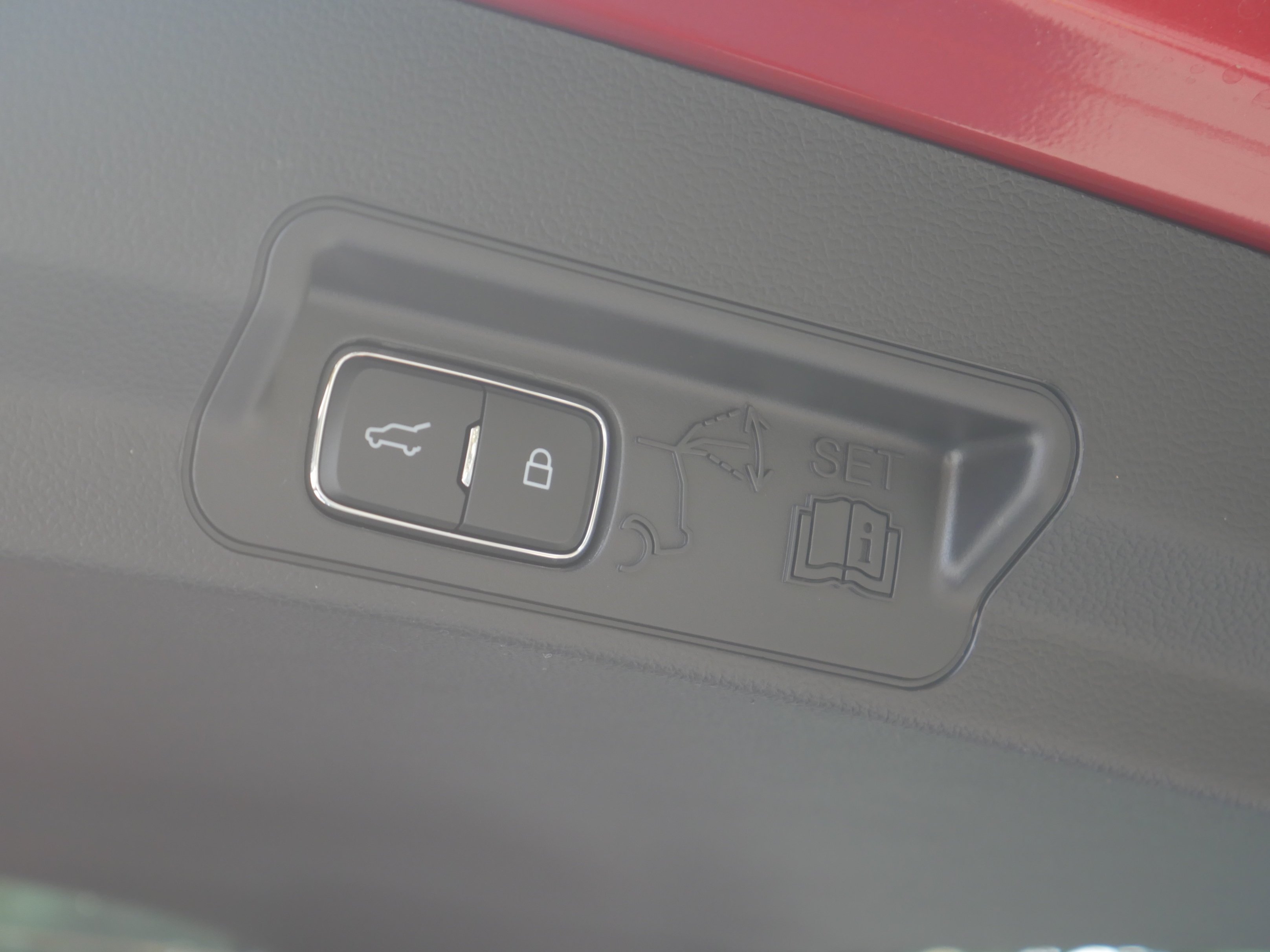 New 2026 Rapid Red Metallic Tinted Clearcoat Ford Platinum™ image 29