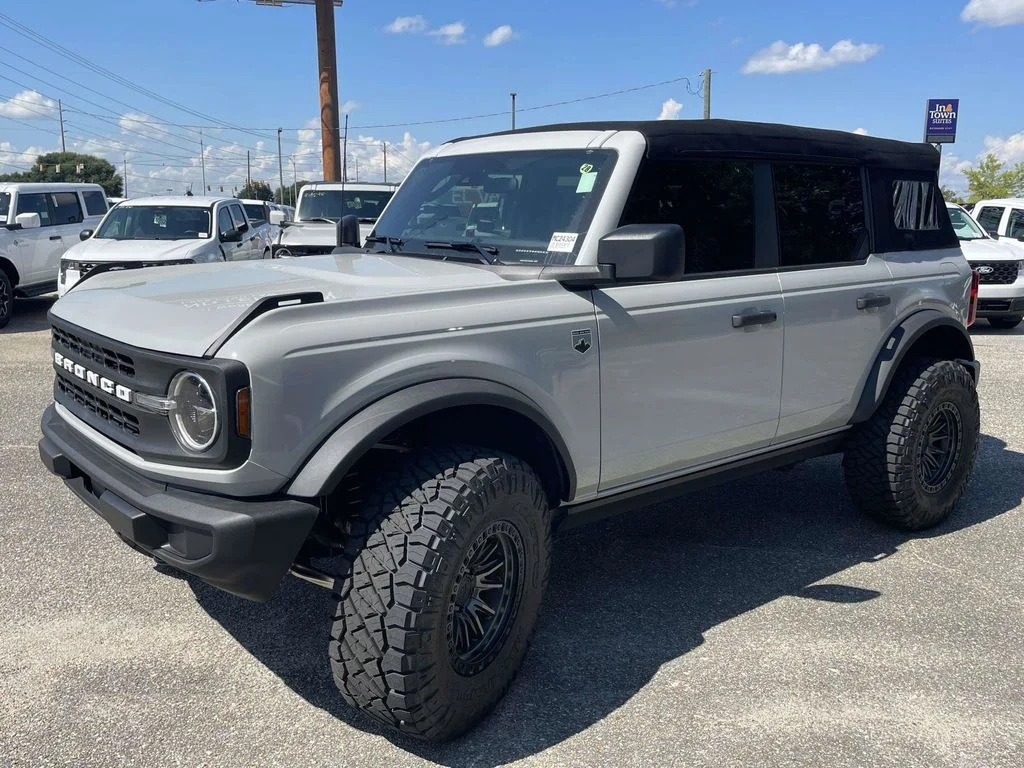 New 2026 White Ford Big Bend image 30