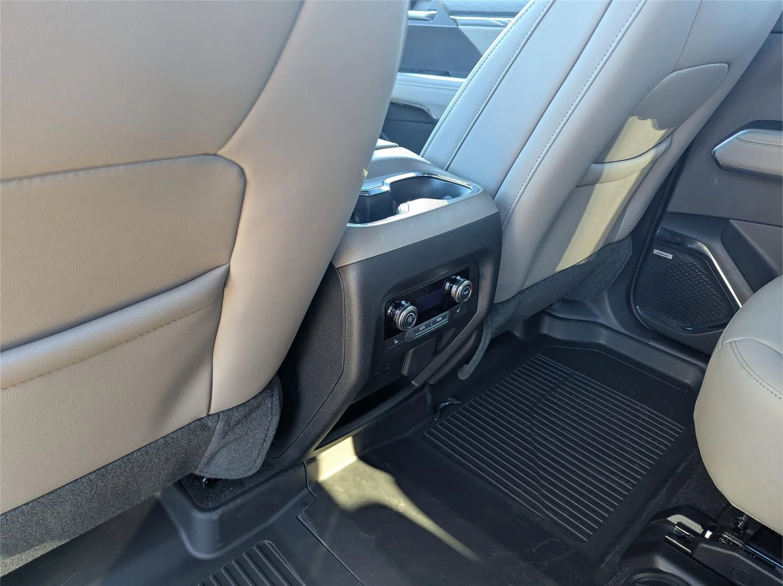 New 2026 Summit White GMC Elevation image 20