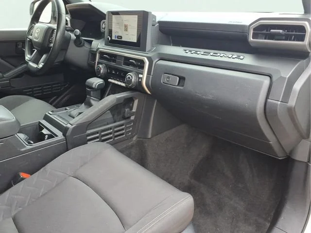 Used 2025  Toyota SR image 24