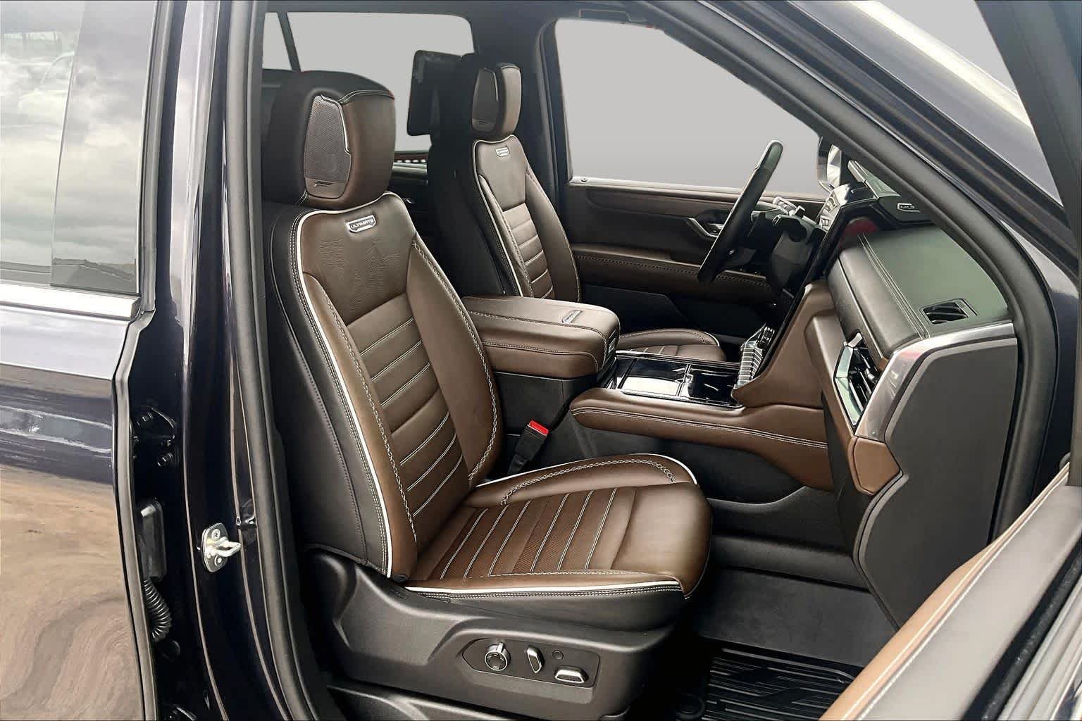 Used 2025 Titanium Rush Metallic GMC Denali Ultimate image 9