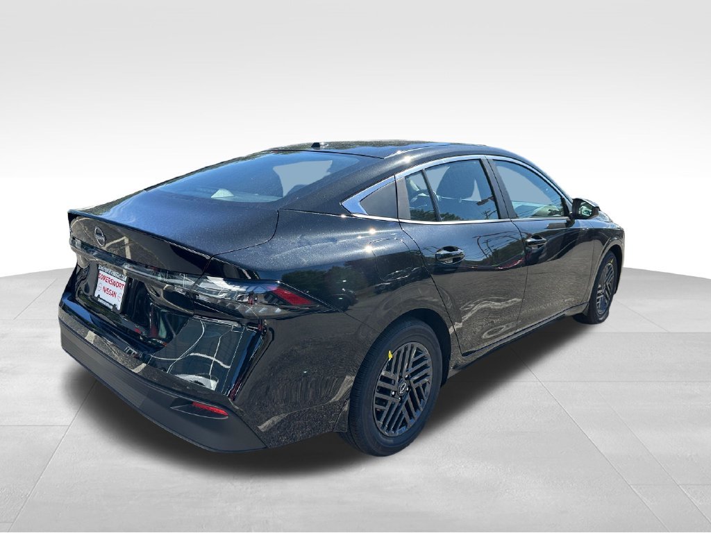 New 2027 Black Nissan SV image 5
