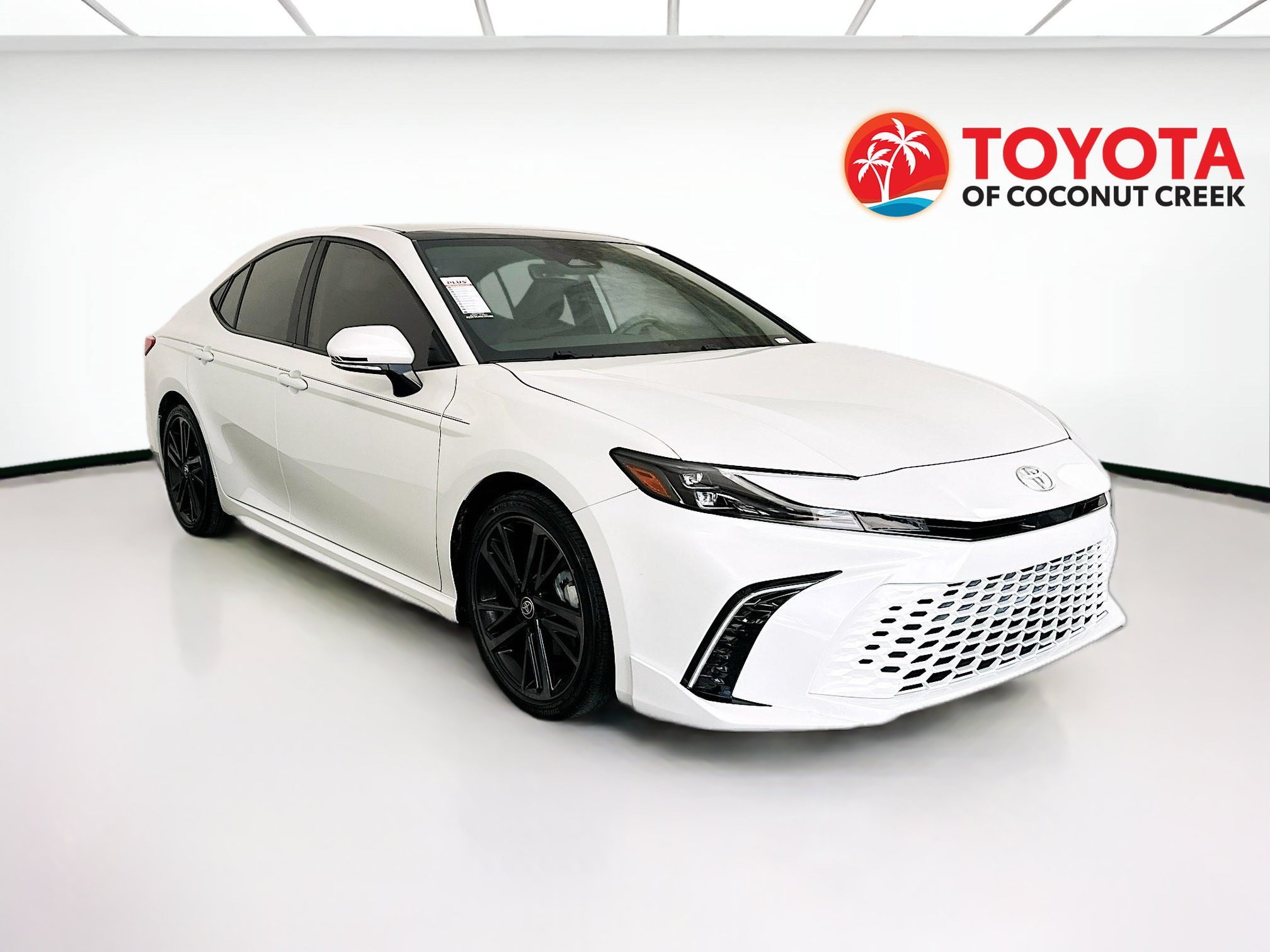 Used 2025 Pearl Toyota XSE image 1
