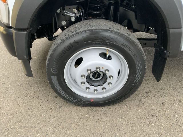 2024 Ford F-550 Super Duty Chassis Cab XL - Photo 26