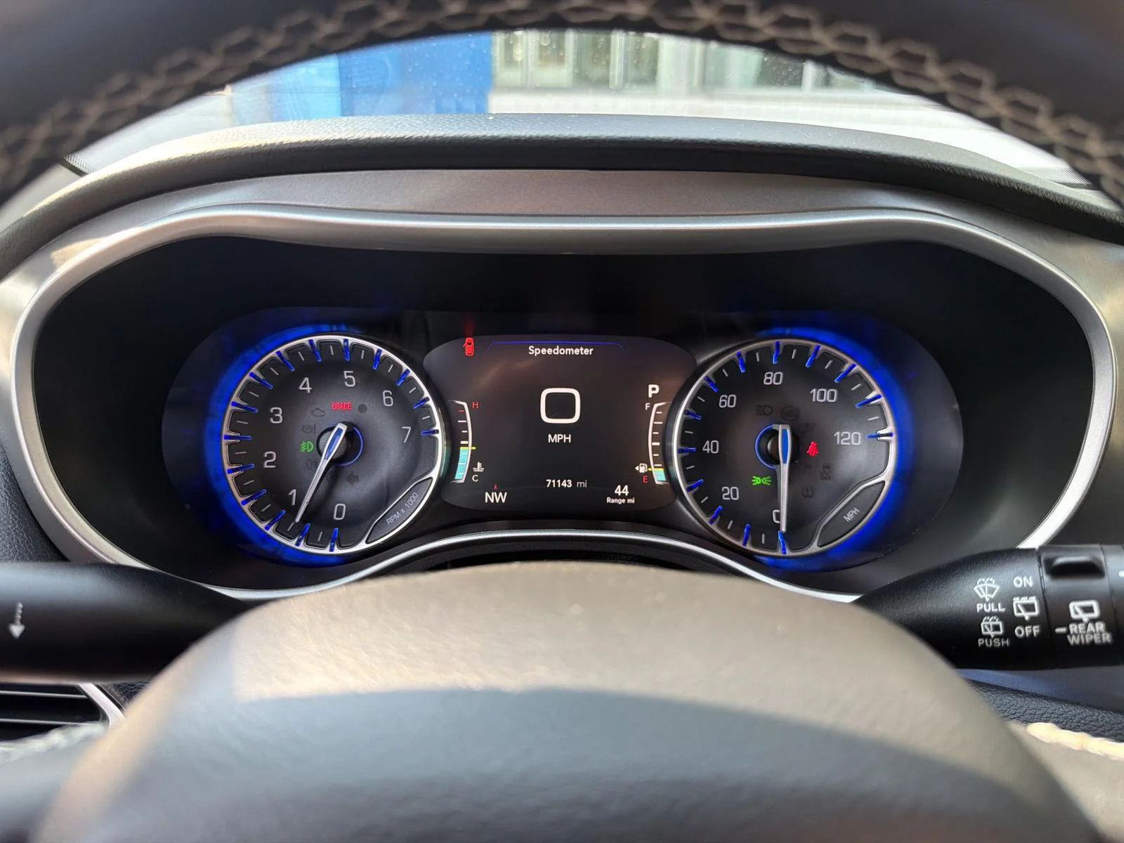 Used 2023 Silver Mist Clearcoat Chrysler Touring L image 22
