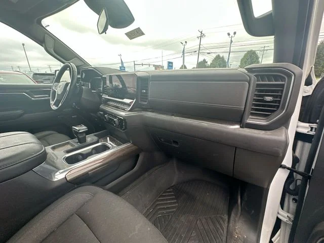 Used 2024 Summit White Chevrolet LT Trail Boss image 31