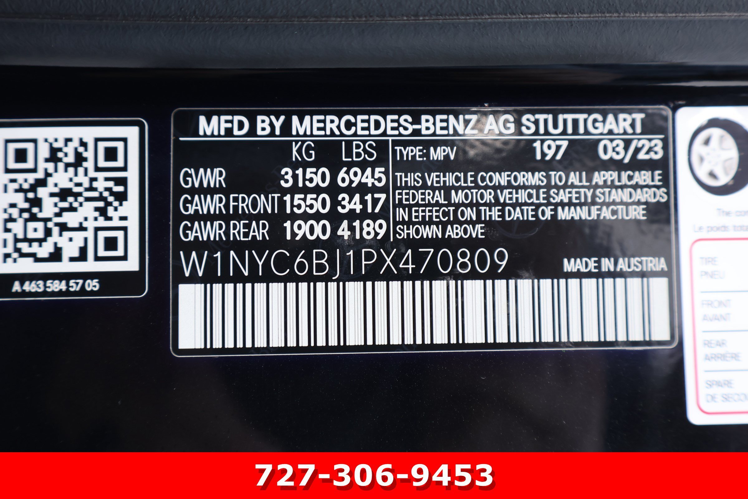 Certified Used 2023 Obsidian Black Metallic Mercedes-Benz G 550 image 31