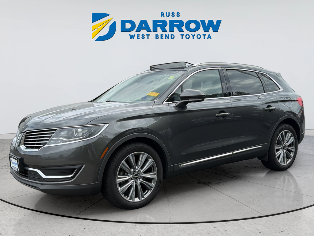 Used 2017 Gray Lincoln Reserve image 1