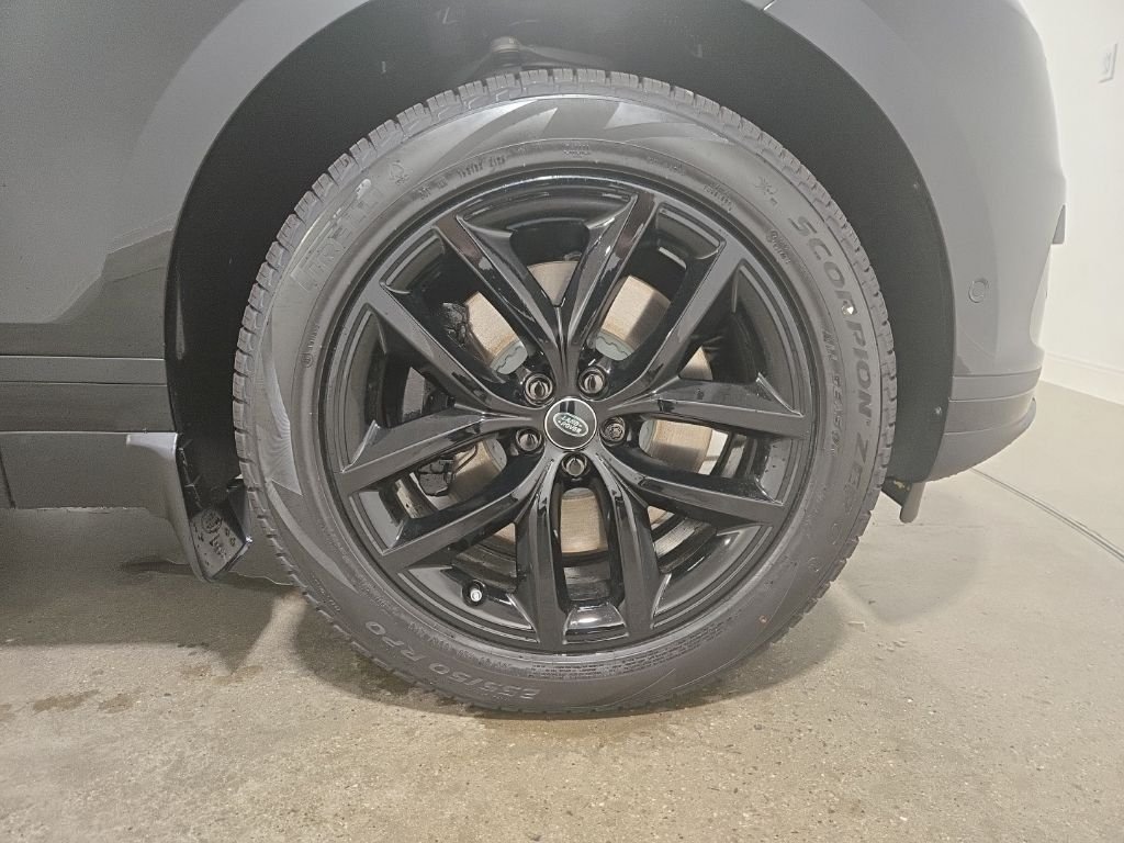 New 2026 Santorini Black LAND ROVER S image 10