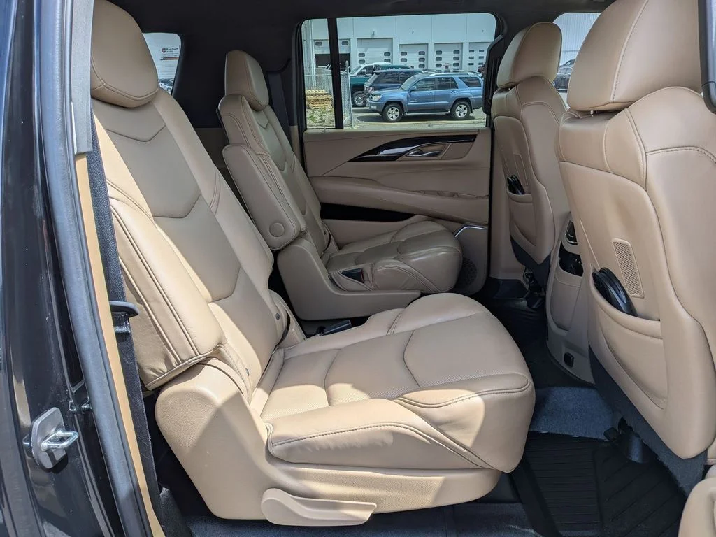 Used 2020 Black Raven Cadillac Platinum image 22