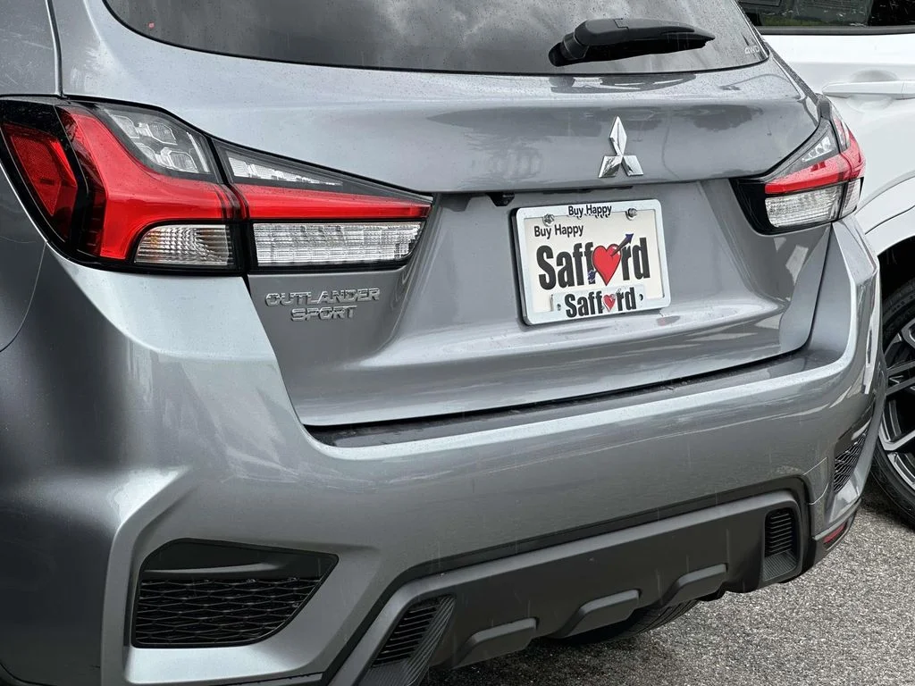 Used 2024 Gray Mitsubishi 2.0 SE image 11
