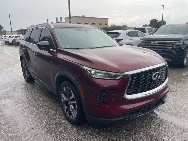 2023 INFINITI QX60 LUXE