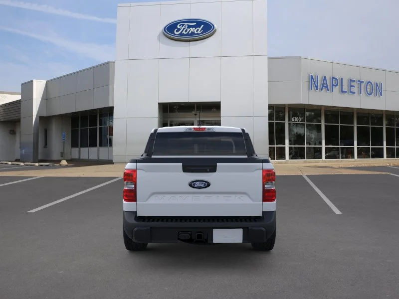 New 2026 Space White Metallic Ford XLT image 5