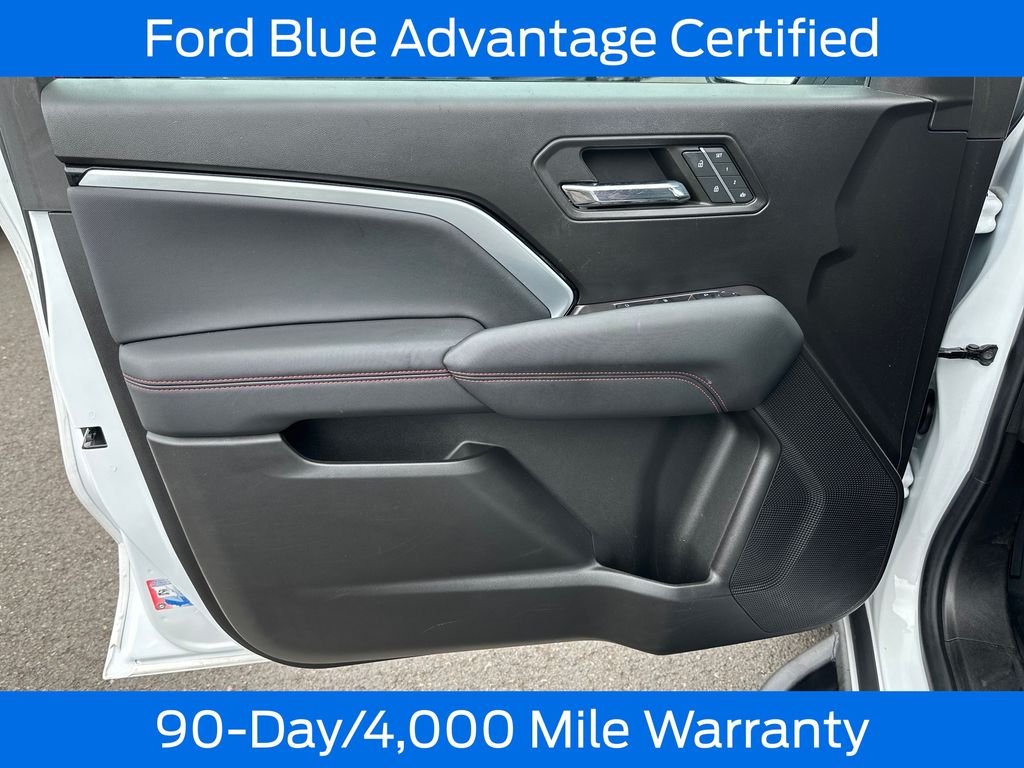 Used 2023 White Chevrolet Z71 image 14