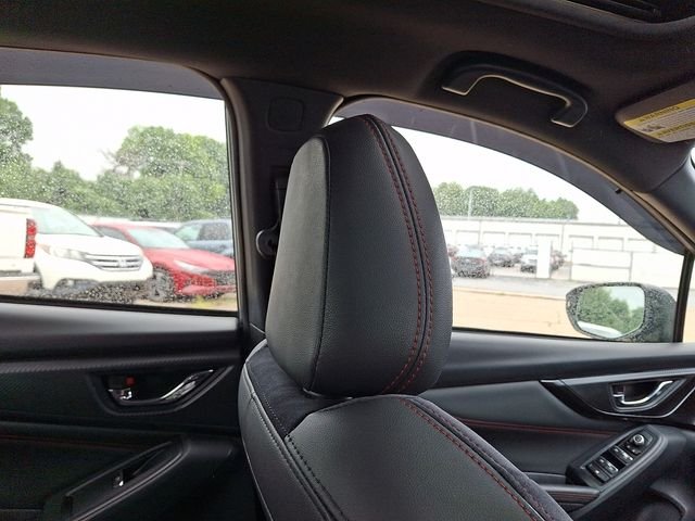 Used 2022 Silver Subaru Limited image 13