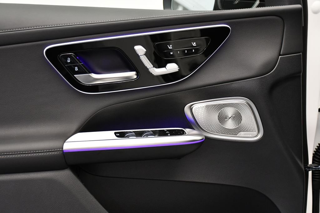 2025 Mercedes-Benz GLC Base - Photo 31