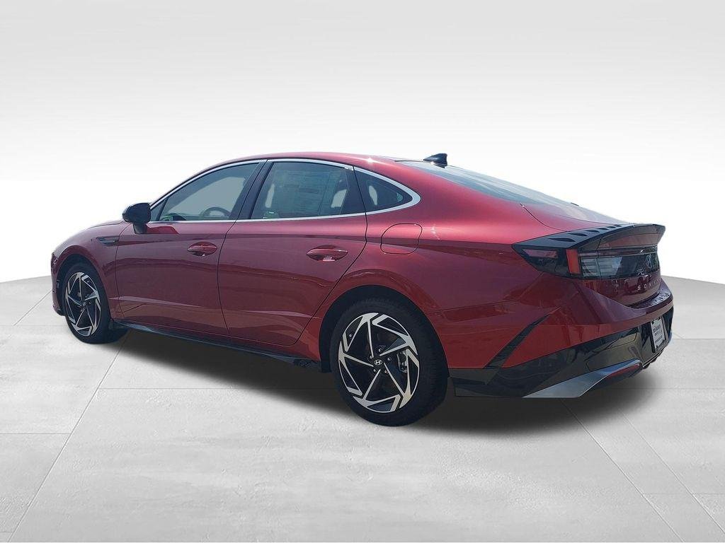 2026 Hyundai Sonata SEL - Photo 3