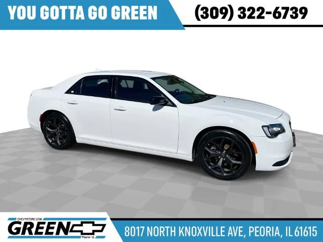 2022 Chrysler 300 Touring
