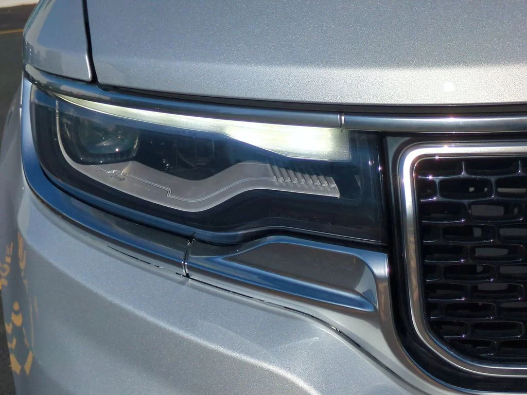Used 2022 Silver Jeep Series I image 10