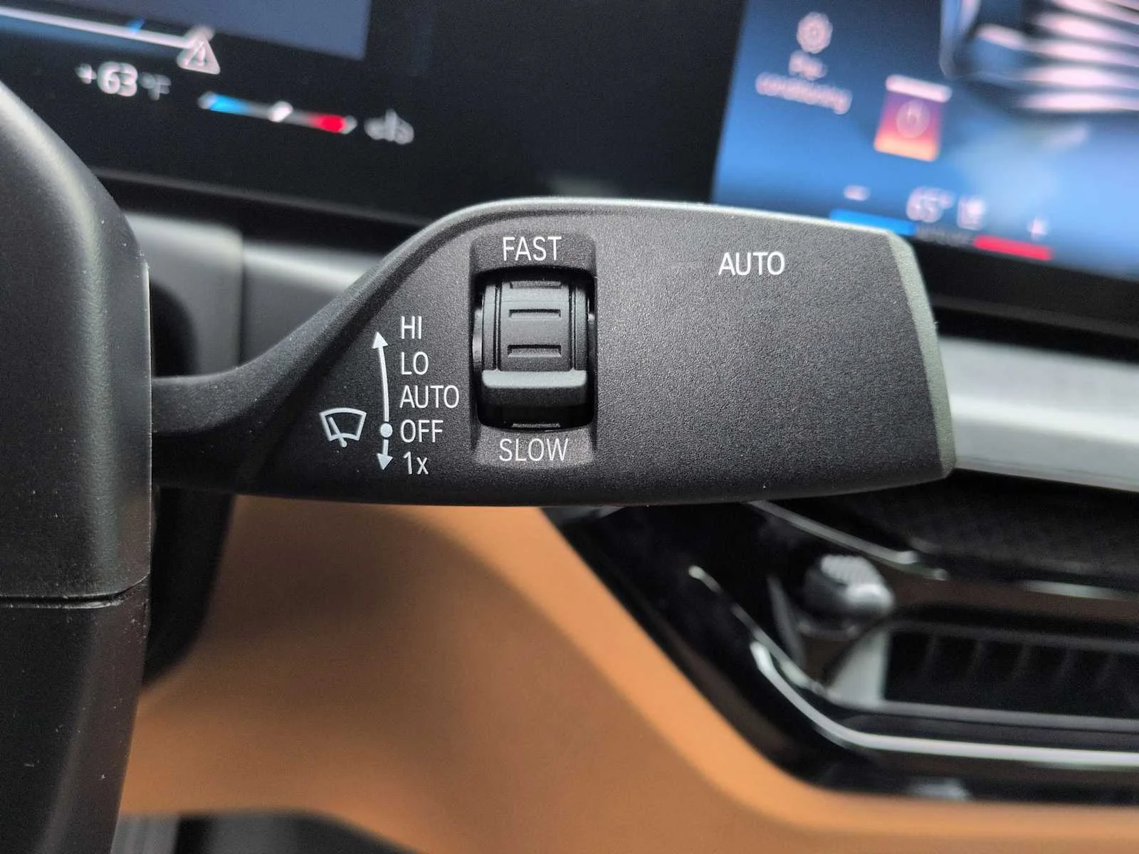 New 2025 Alpine White BMW 330i xDrive image 26